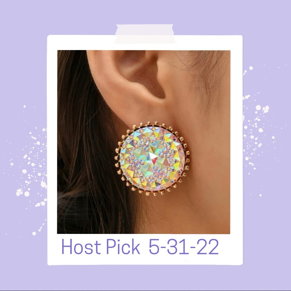 🎉HP🎉 🦋 3/$24 Large round rhinestone sparklers 💎 / NWOT - Picture 1 of 4